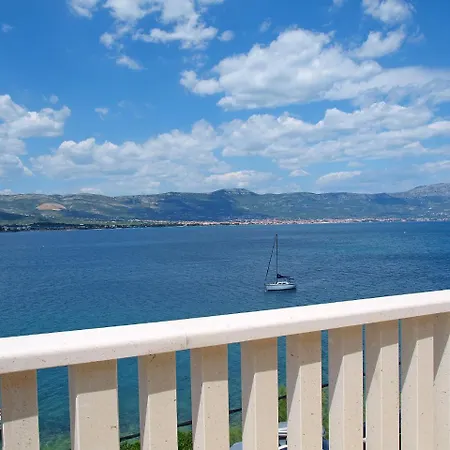 Mornar-2 By Interhome