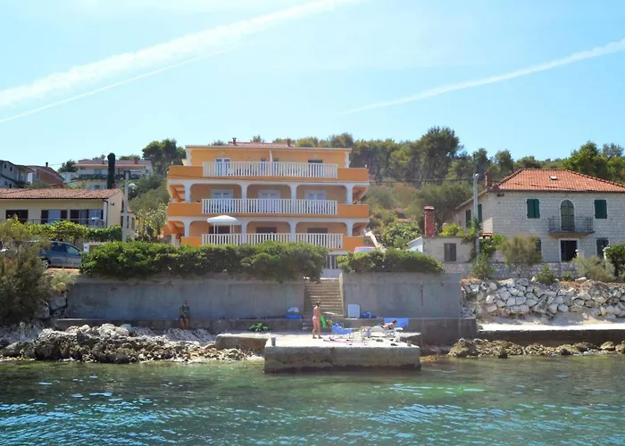 Апартаменты Mornar-2 By Interhome Трогир